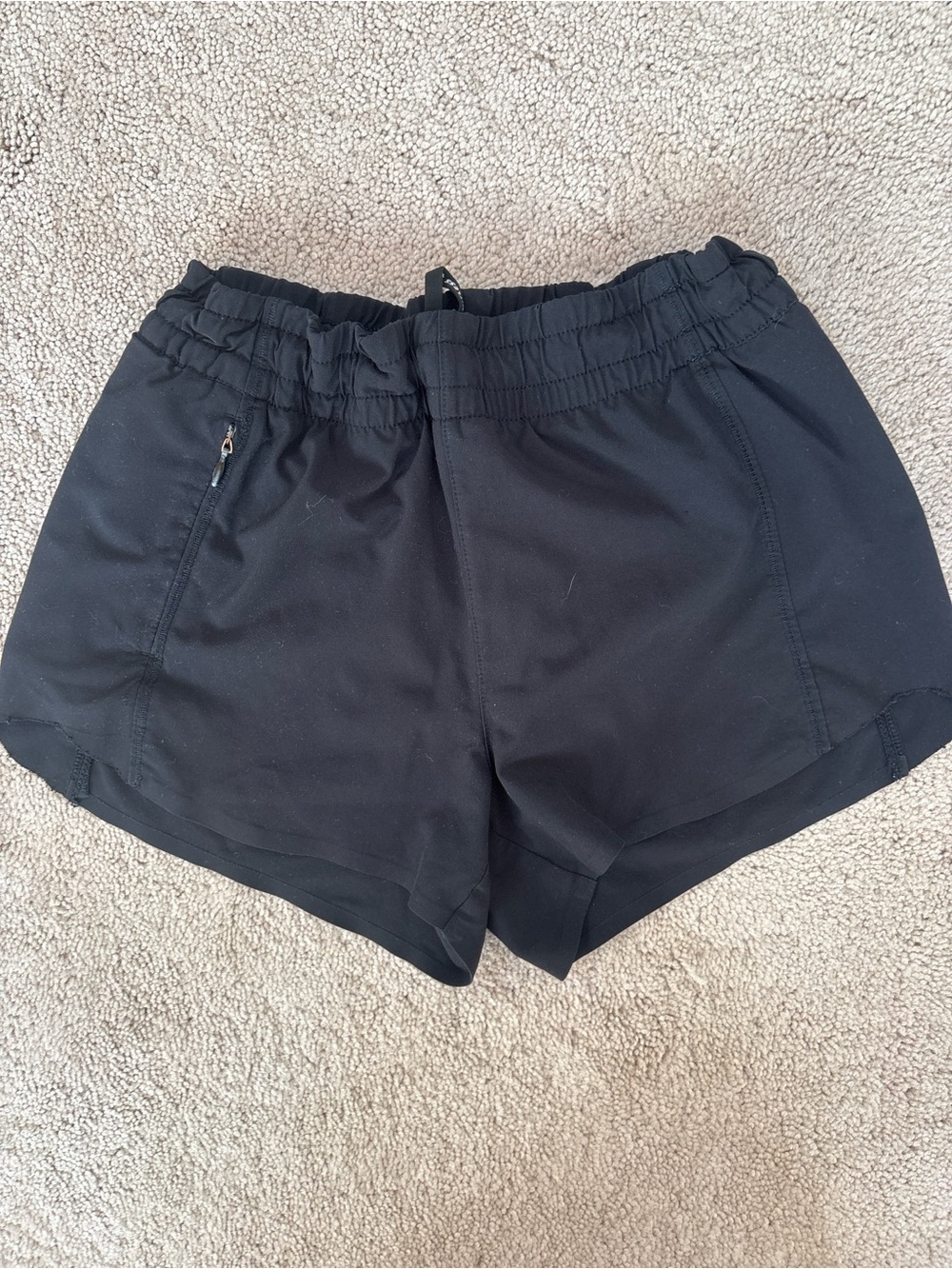 Athleta Girl Heart the Hustle Shorts – Black – Size M (8–10)